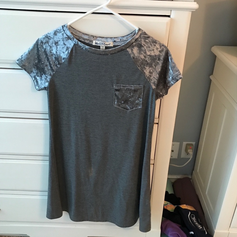 Gray young woman’s dress